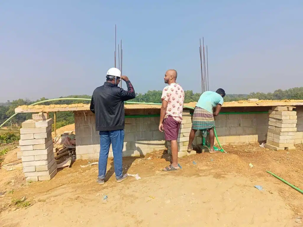 পাঁচ একর পাহাড়ি জমিতে ৮০০ মিশ্র ফল গাছে অনলাইন ড্রিপ ইরিগেশন</strong> 3 0bb7f6d4 6def 4843 bf9d d1b246c92848