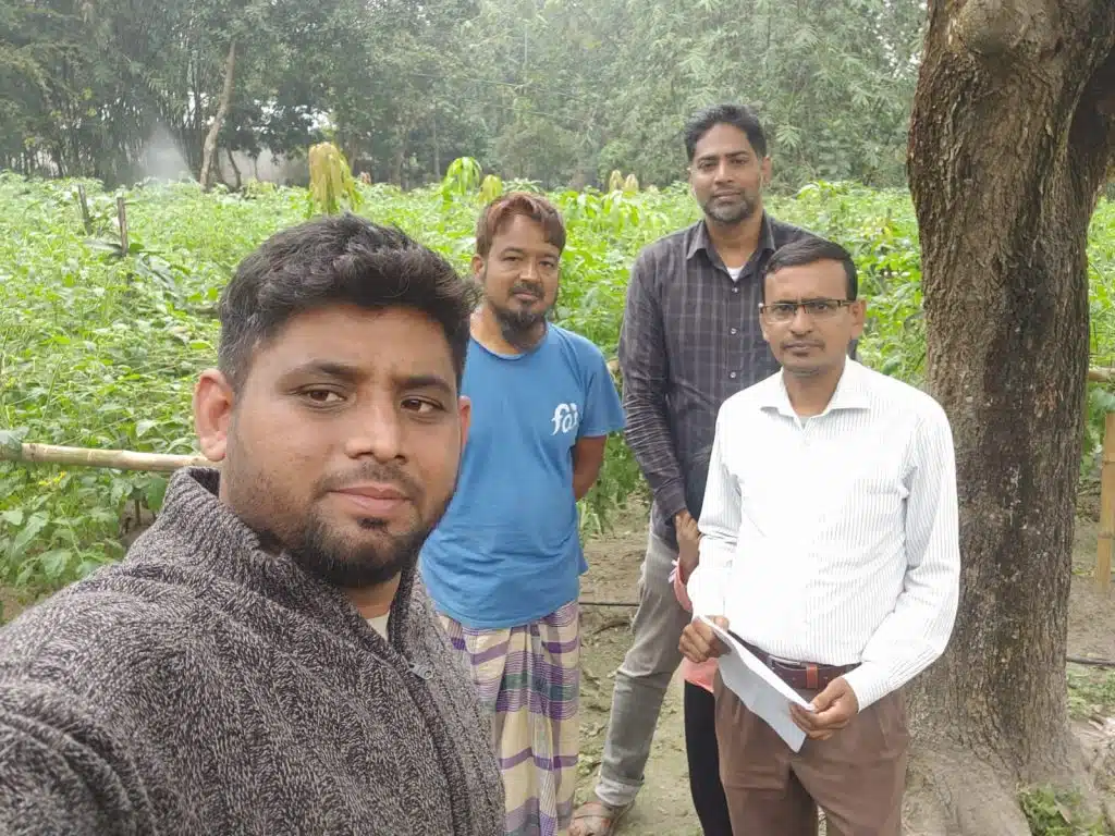 আম ও পেঁপে গাছে ড্রিপ ইরিগেশন 3 WhatsApp Image 2023 12 24 at 7.32.07 AM large